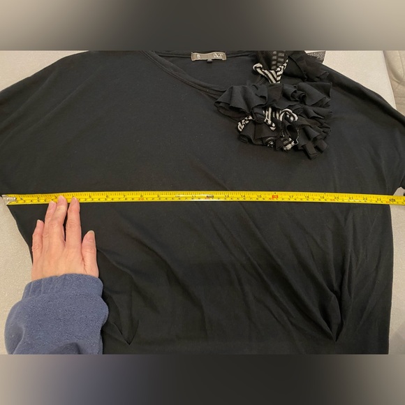 <SOLD after live show> AT Top - Picture 4 of 4